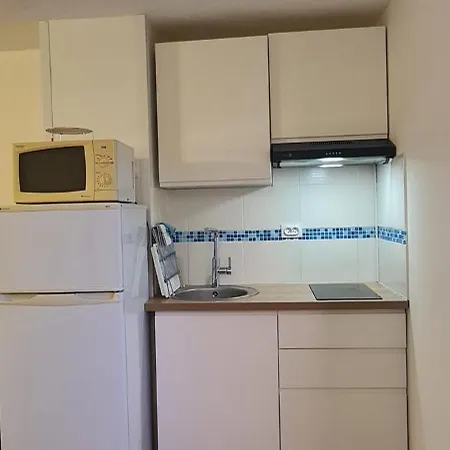 4 Personnes Au Cap-d'agde * Agde